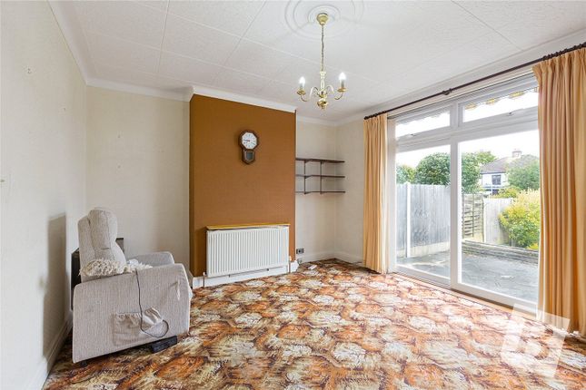 17, Beech Avenue, Upminster photo 4