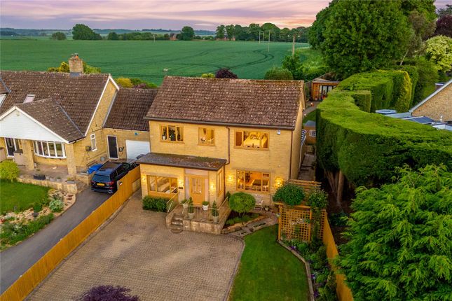 Thumbnail Country house for sale in Overthorpe, Banbury, Oxfordshire