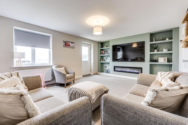 4, Sapphire Street, Irthlingborough photo 2