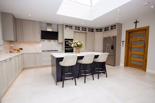 Detached house for sale in Sebastian Avenue, Shenfield, Brentwood