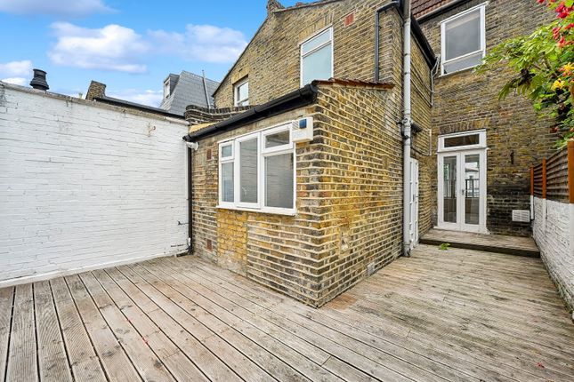 53, Burnthwaite Road, London photo 3