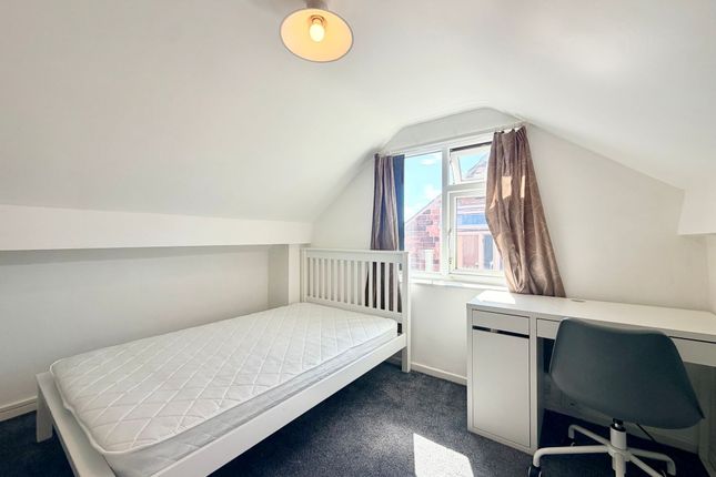 52 Johnson Road, Nottingham photo 4
