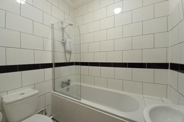 Flat 5, Rimpton Court, 10 Reading Street, Broadstairs photo 5