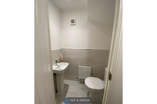 Brook Rise, Churwell, Morley, Leeds photo 4