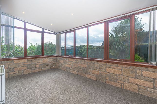 11, Alexander Street, Cowdenbeath photo 4