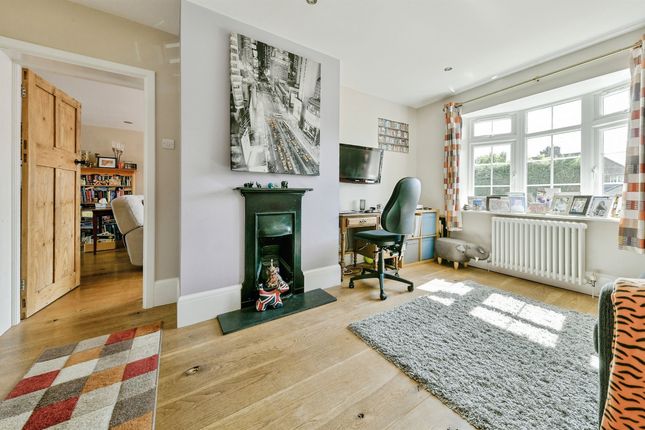 16, Waterdell Lane, Hitchin photo 3