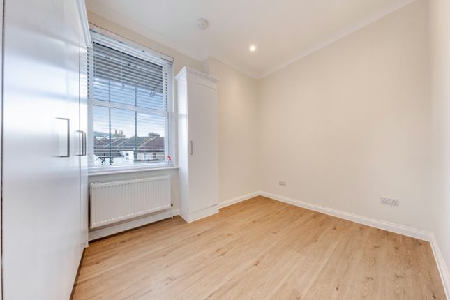 437A,, Croydon Road, Beckenham photo 4