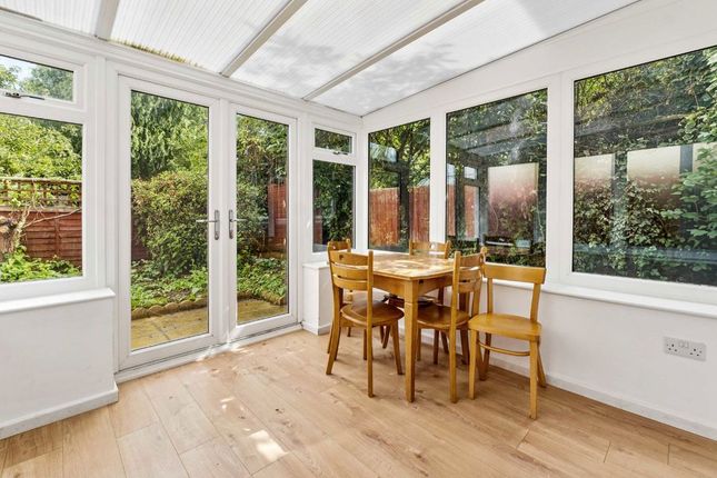 26, Pentney Road, London photo 3