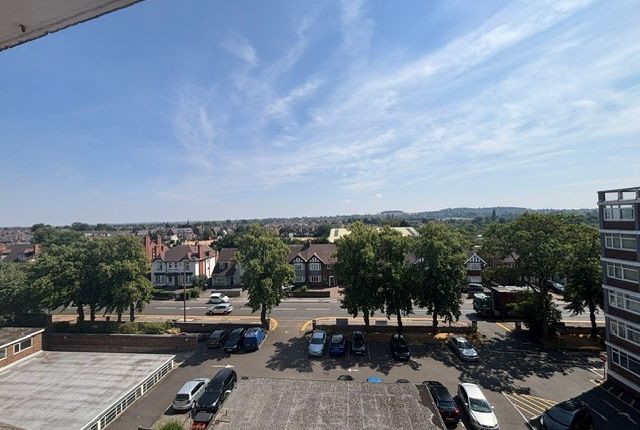 Flat 51, Rivermead, Wilford Lane, NOTTINGHAM photo 3