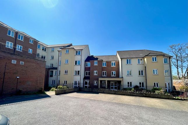 Thumbnail Flat for sale in Castle Lodge, Gladstone Road, Chippenham