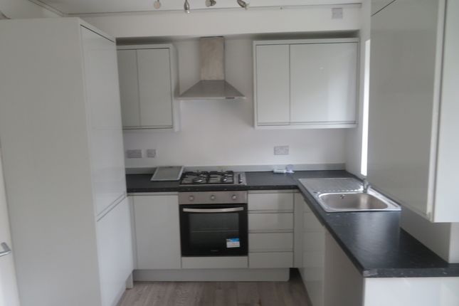 25b, Holmes Street, Rochdale photo 4