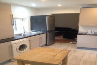 Terraced house to rent in Russell Road, Liverpool, Merseyside