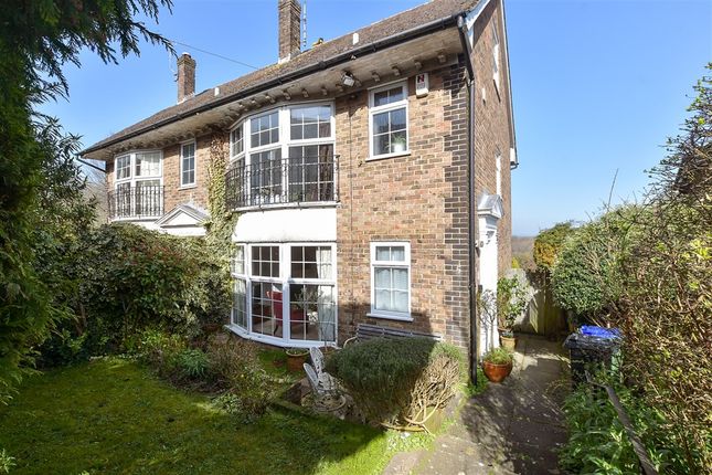 3-bed house on Sackville Close, Lewes, £330,500