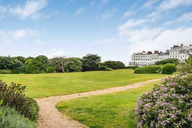 Flat 1, 4, Arundel Terrace, East Sussex photo 4