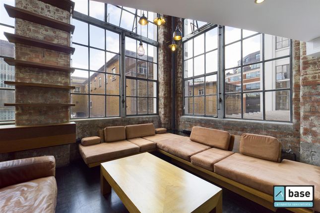 Thumbnail Flat to rent in Summers Street, Clerkenwell