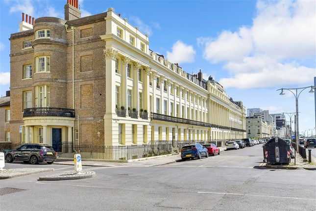 Brunswick Terrace, Hove photo 3