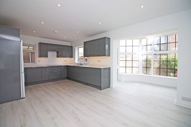444, Ashfield Road, Thornton-Cleveleys photo 2