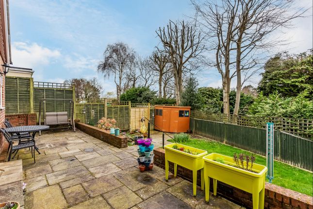 Detached house for sale in Harvest Hill, East Grinstead