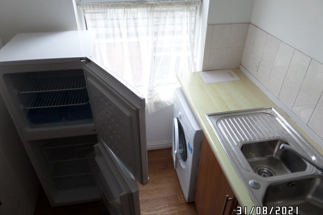 12, Carlyle Road, Birmingham photo 2