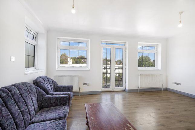 Flat 5, 967, Harrow Road, Wembley photo 4