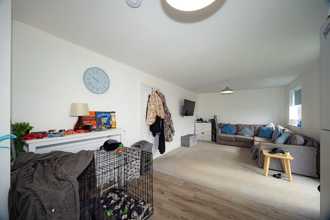 21, Admiral Close, Workington photo 4