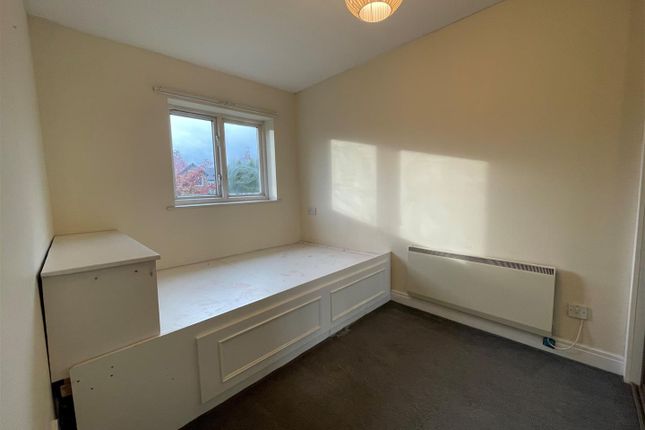 Flat to rent in Ackworth Street, Scarborough