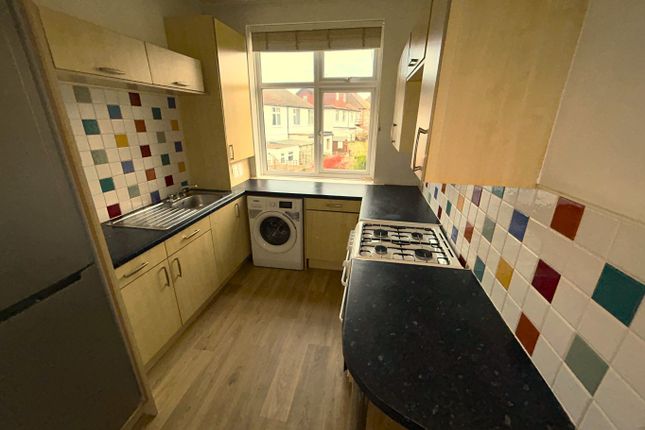 41 The Alders, West Wickham, Kent photo 3