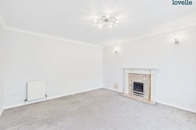 63, Lincoln Road, Dunholme photo 2
