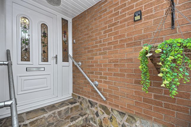 20, Broom Way, Bolton photo 2