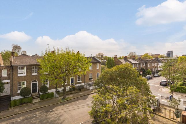 Terraced house for sale in Lofting Road, London
