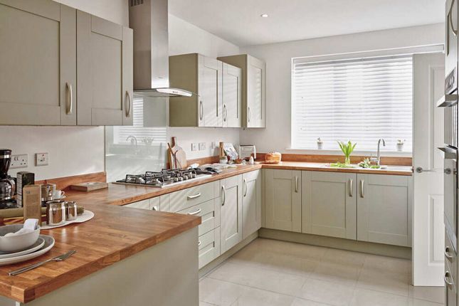 4-bed house on 226, London Road, East/West Malling, £644,995