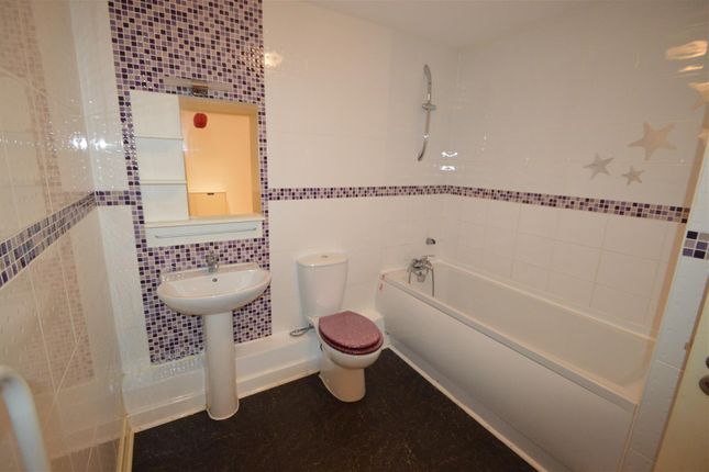 36, Life Building, Hulme photo 5