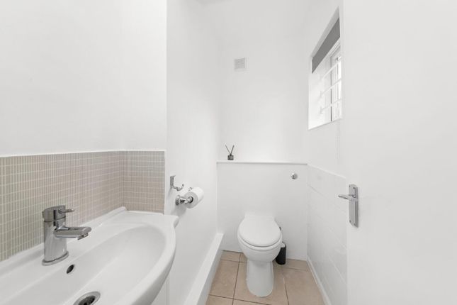 Flat for sale in Maberley Road, Crystal Palace, London
