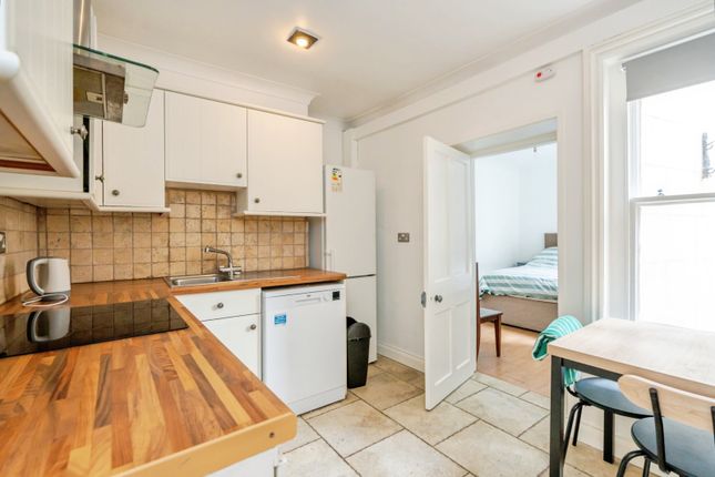 Flat 1, 22, The Steyne, West Sussex photo 4