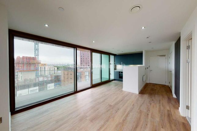 Flat to rent in Oxygen Tower, 50, Store Street, Manchester