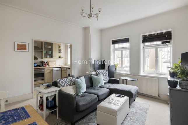 Thumbnail Flat to rent in Onslow Gardens, Muswell Hill