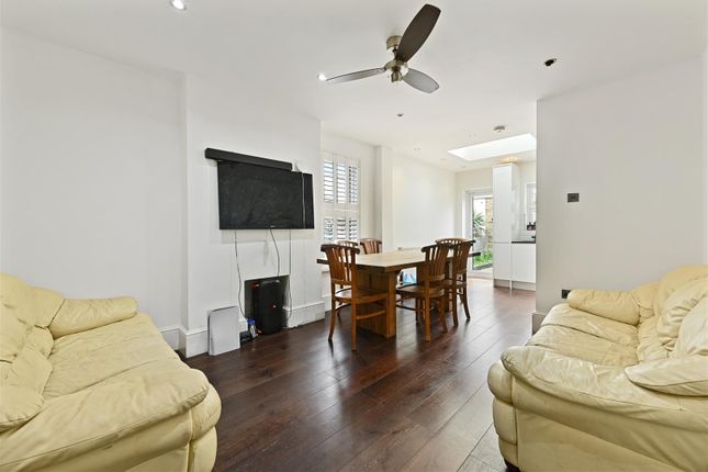 134, Chamberlayne Road, Kensal Rise, London photo 4