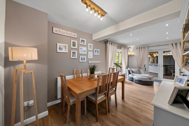 12 Tarrant Close, Wigan photo 4