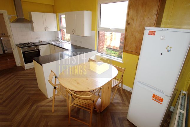 Clarendon Park Road, Leicester photo 4