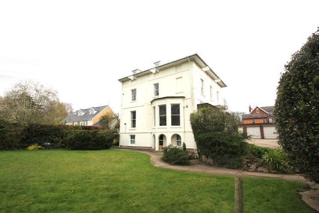 Flat to rent in Tudor Lodge Drive, Cheltenham