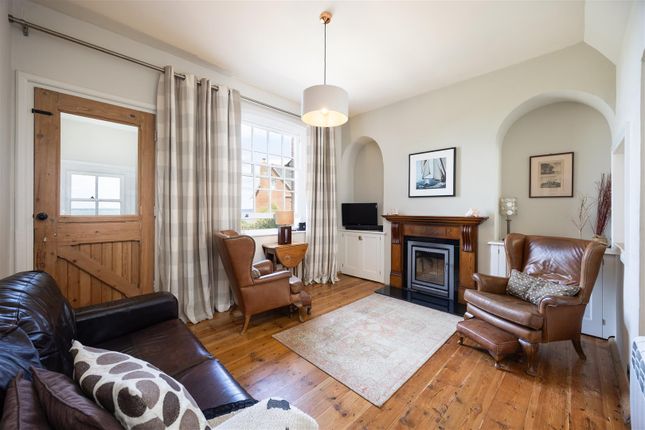 3 Fort Victoria Cottages, Westhill Lane, Yarmouth photo 5