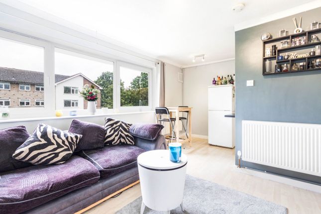 Flat for sale in Stanley Road, Sutton