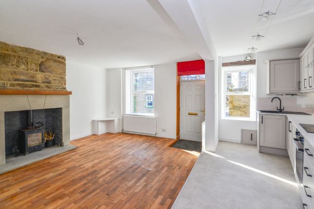 7, Hartleys Square, East Morton photo 3