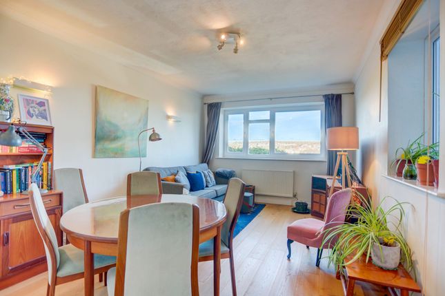 Flat 2, Park View 7-8 Highcroft Villas, Brighton photo 2
