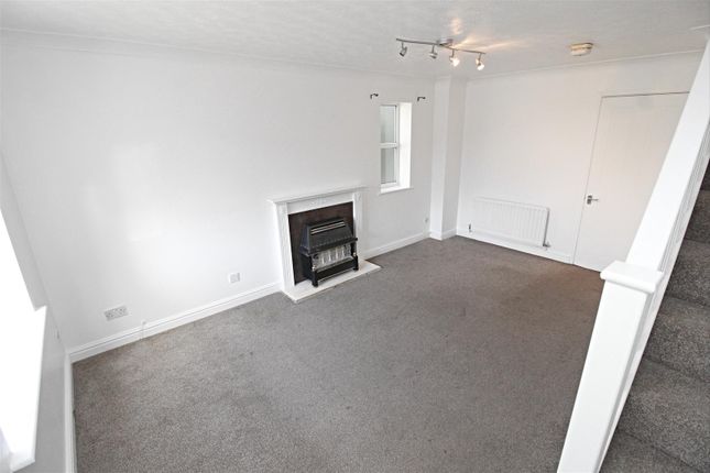 End terrace house to rent in Nightingale Crescent, Bradville, Milton Keynes