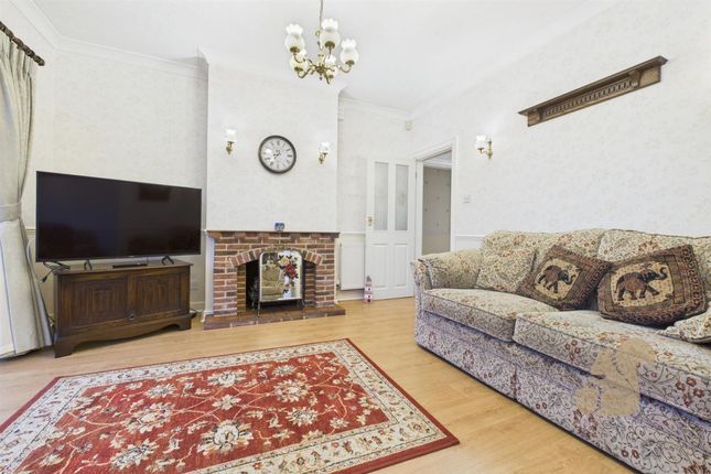30 Seaview Avenue, Colchester photo 4
