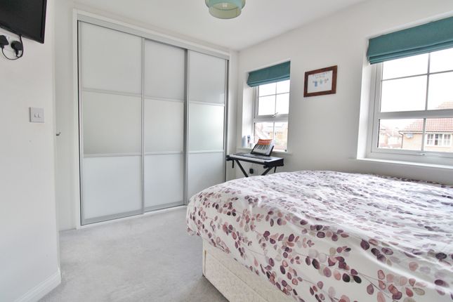 40, Cockerell Close, Lee-on-the-Solent photo 3