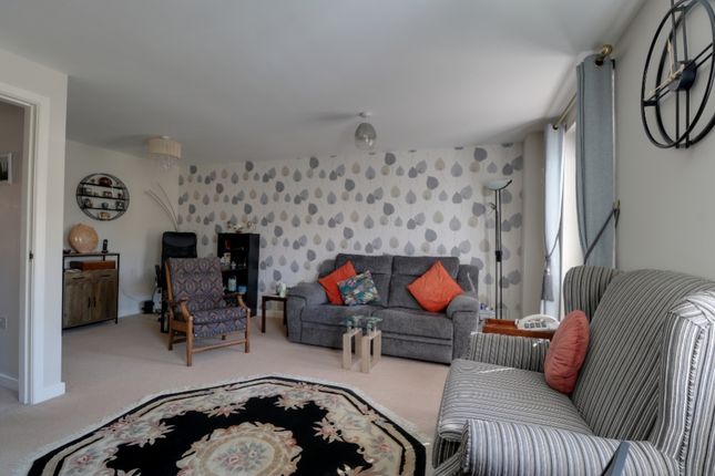 Terraced house for sale in 10 Watt Avenue, Colsterworth, Grantham