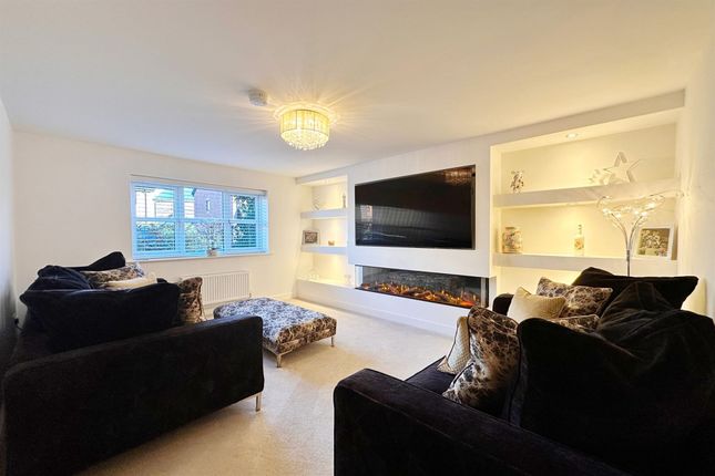 1 Newcome Drive, Stockport photo 2