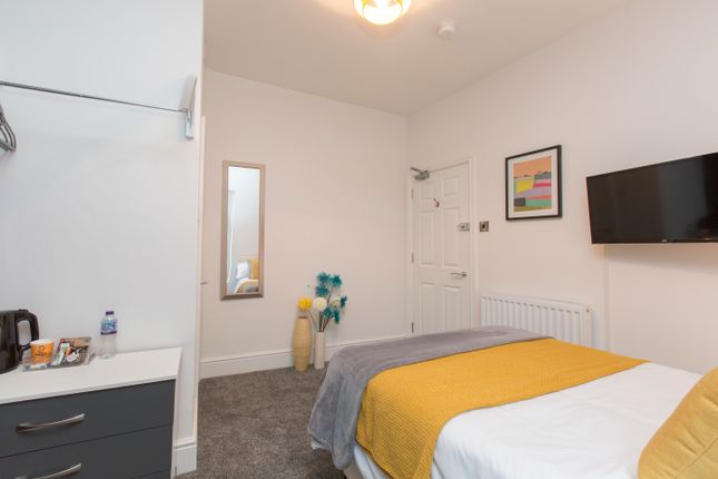 Shared accommodation to rent in West Street, Crewe